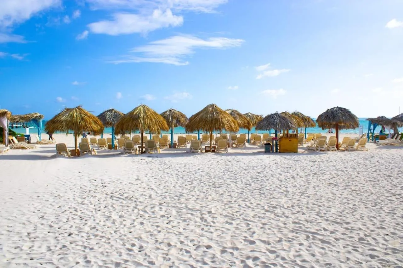 Escapada En Bavaro, Vista Piscina, Playa Los Corales A Solo Pasos Punta Cana Lägenhet